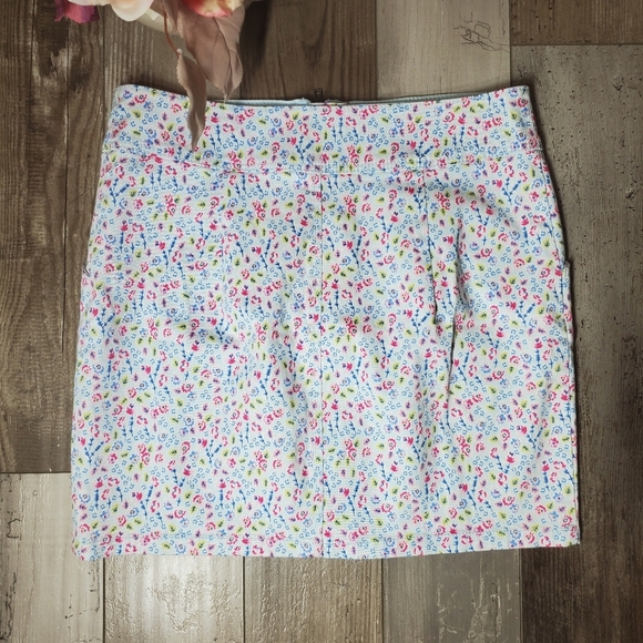 NWT Divided by H&M Light Blue Floral Front Zip Mini Skirt size 10 - Picture 7 of 15